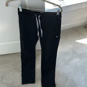 Figs Yola black skinny srub pant